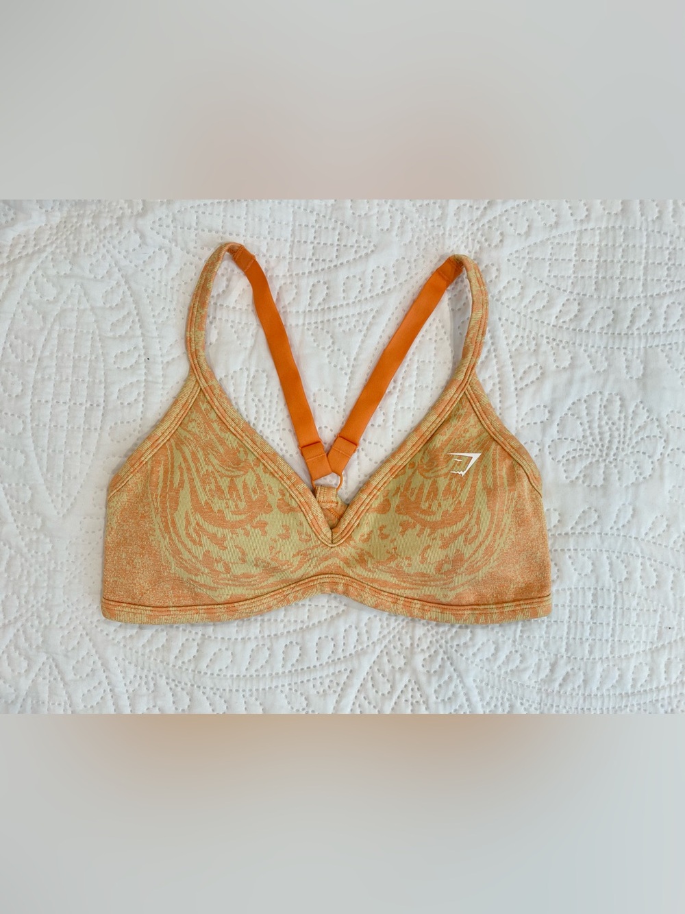Gymshark | Adapt Animal X Whitney
Sports Bra, Sorbet Yellow / Dayglow Peach, Siz